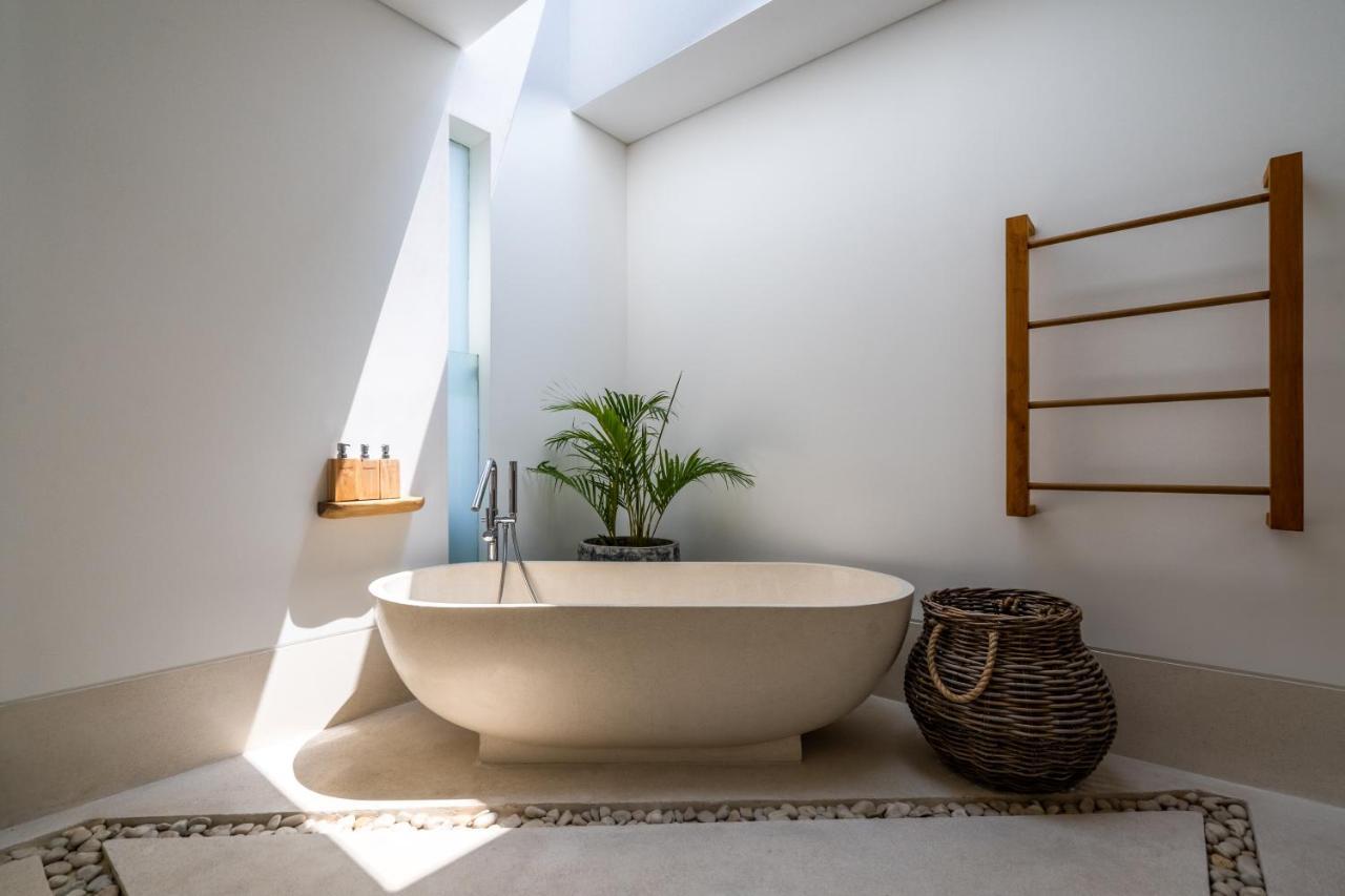 Flores Villa By Betterplace Canggu  Bagian luar foto
